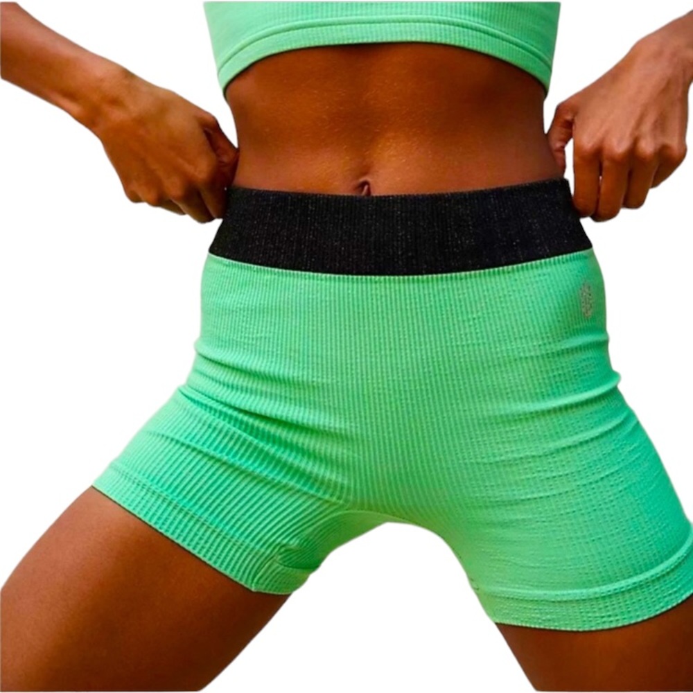 Free People || NWT || Fresh Cut Prajna Activewear Seamless Shorts